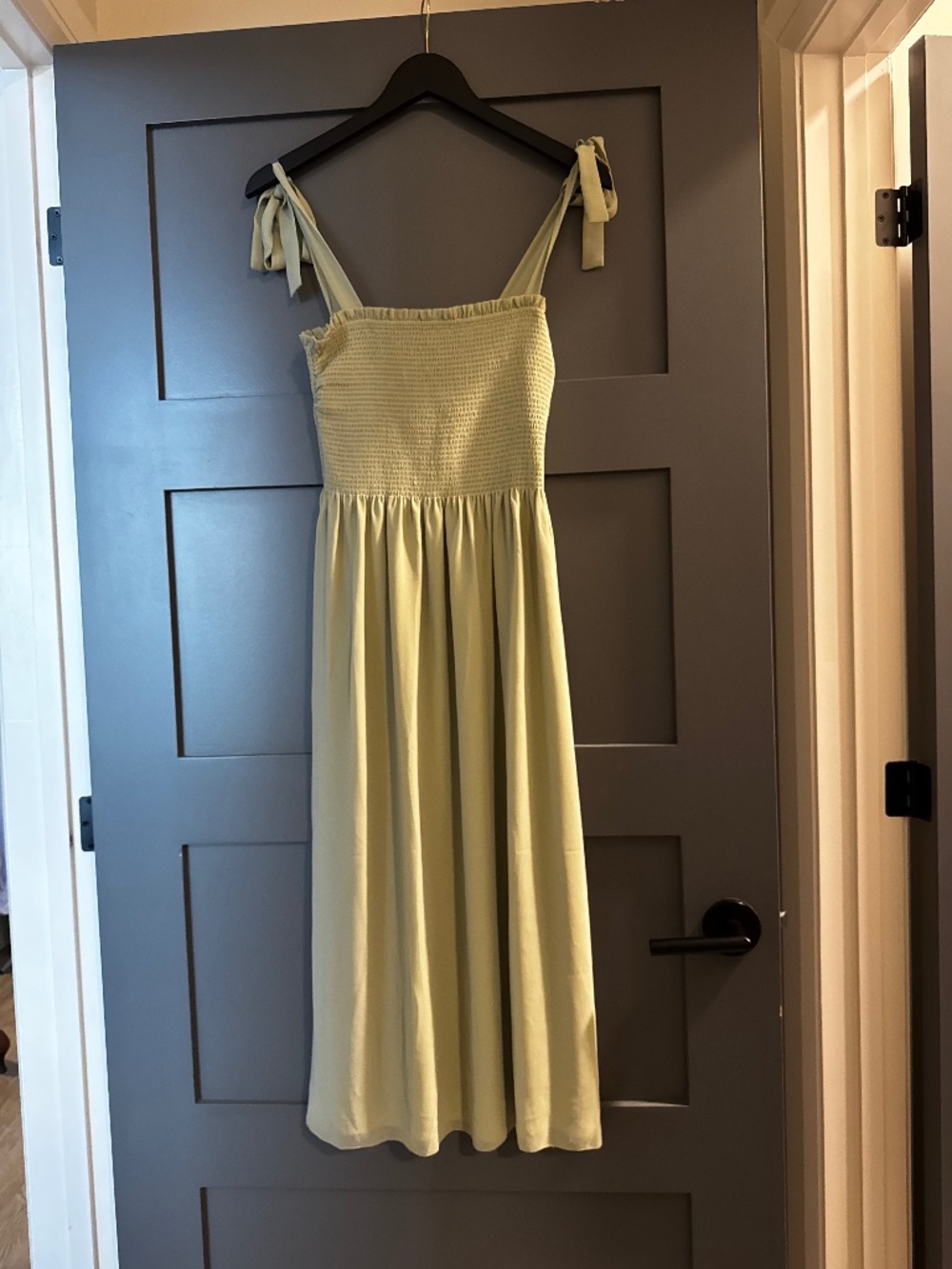 Aritzia Golden Hour Dress, Silver Sage Green, Small, NWT 🏷️